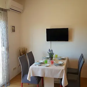  Apartment Apartman Mery Stinjan